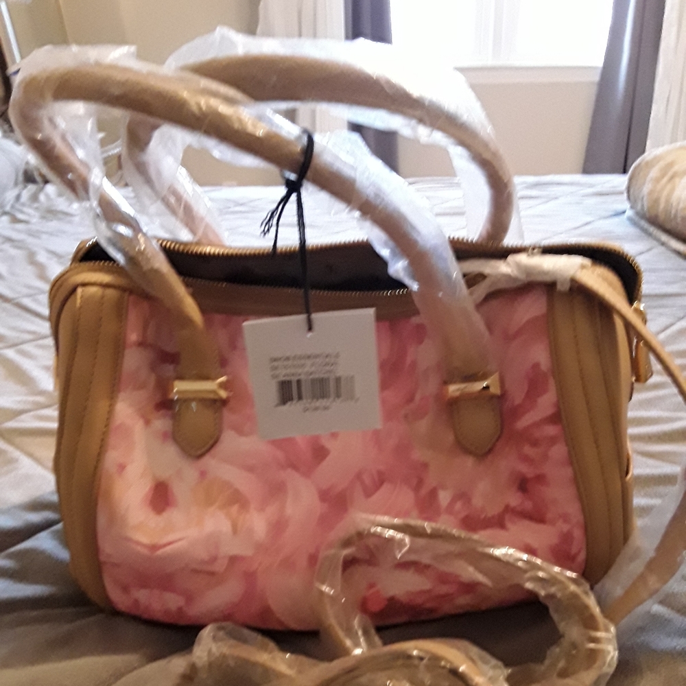 Snob essentials hand bag